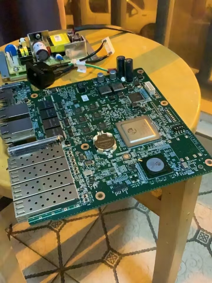 PCB设计电压调节模块扩频频率调制可降低EMI